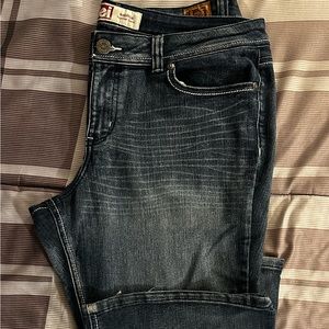 LEI Sophia flare. Dark blue. Size 17 short